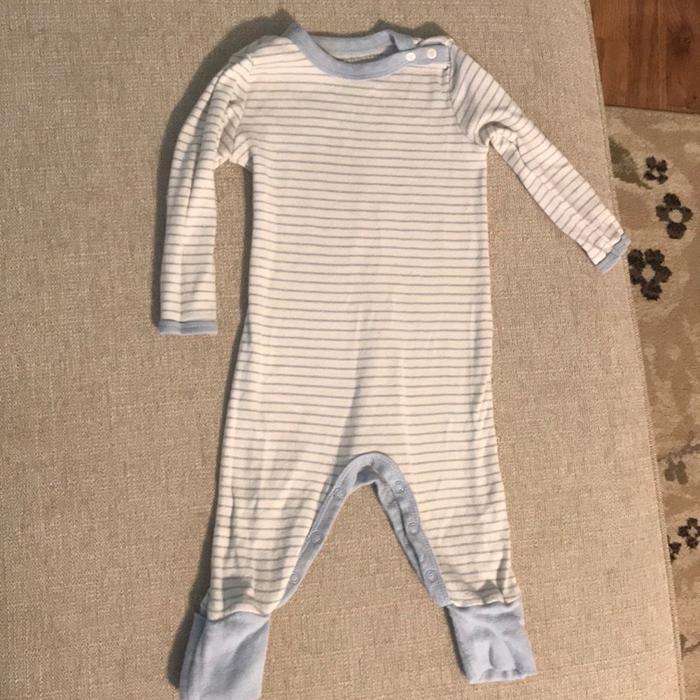 Burt’s Bees Baby Sleeper/Outfit